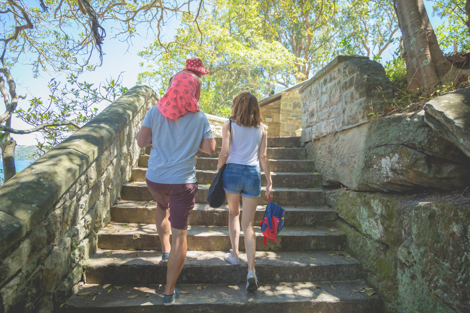 Family walking in Sydney Harbour National Park. Photo: © Instagram - @hugh.obrien