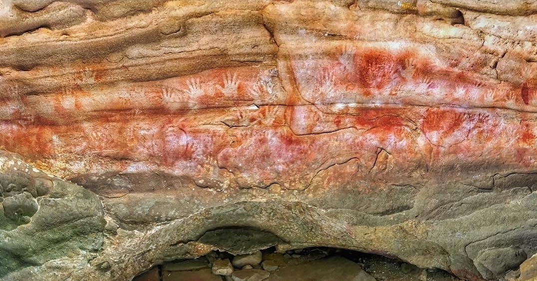 Red Hands Cave in Blue Mountains National Park. Photo credit: DPIE