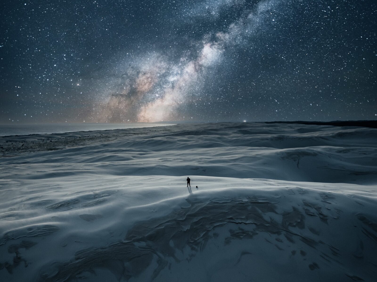 The stars over the sand dunes of Worimi Regional Park. Photo credit: Michael Billing/DCCEEW © Michael Billing