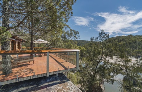 Muluerindie deck, Warrabah National Park. Photo: David Young