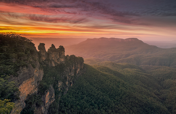 Three Sisters at sunset. Photo: Jay Evans &copy; Jaydid Photo