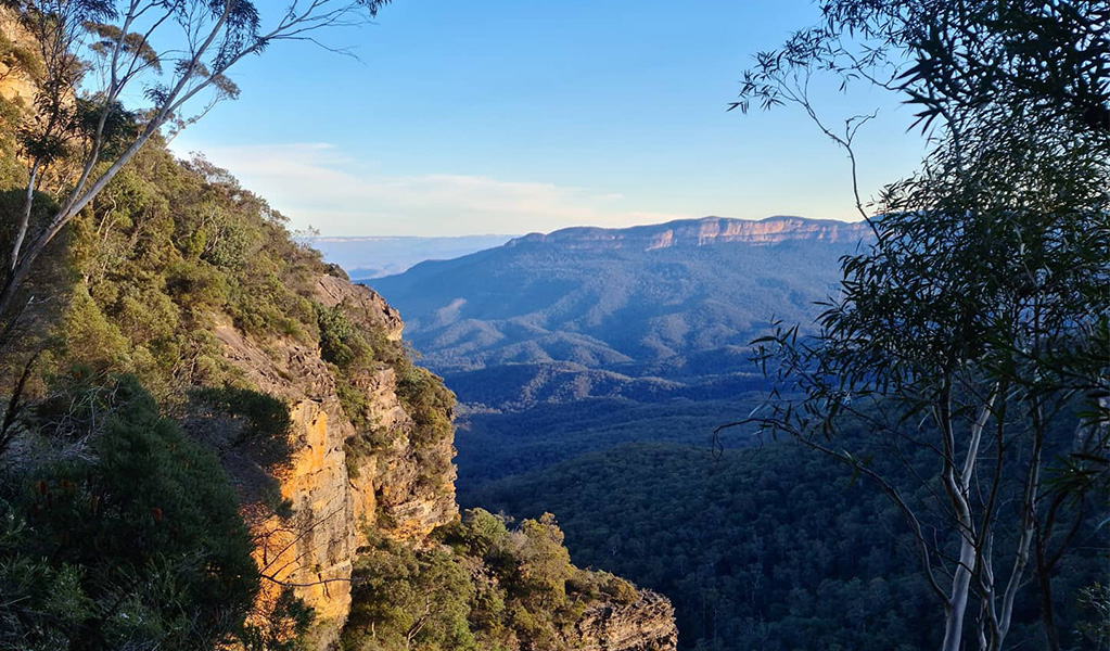 View over the Blue Mountains on the Grand Cliff Top Walk weekend with Blue Mountains Tracks and Retreats. Credit &copy; Blue Mountains Tracks and Retreats