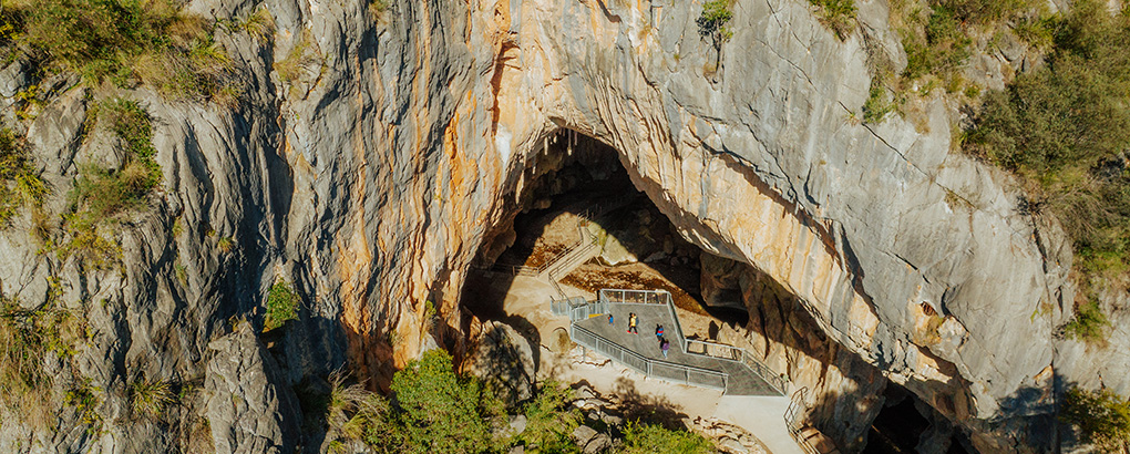 Aerial image of Victoria Arch, Wombeyan Karst Conservation Area. Credit: Remy Brand &copy; DCCEEW