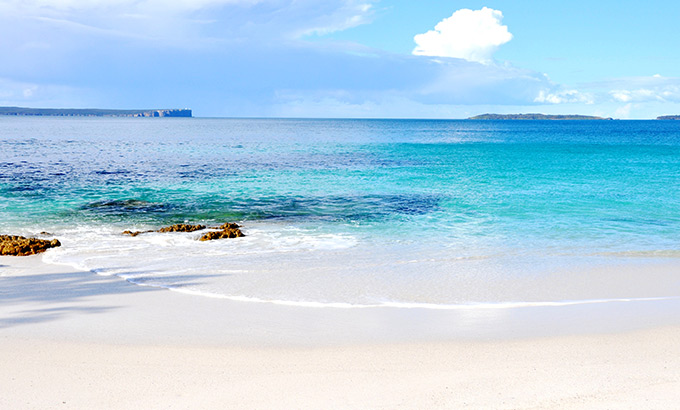 Chinamans Beach, Jervis Bay National Park. Photo: B Boughton/OEH