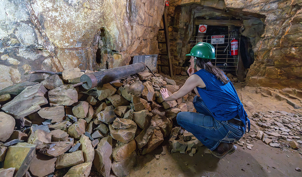 Bald Hill tourist mine in Hill End Historic Site. Credit: John Spencer/DCCEEW &copy; DCCEEW