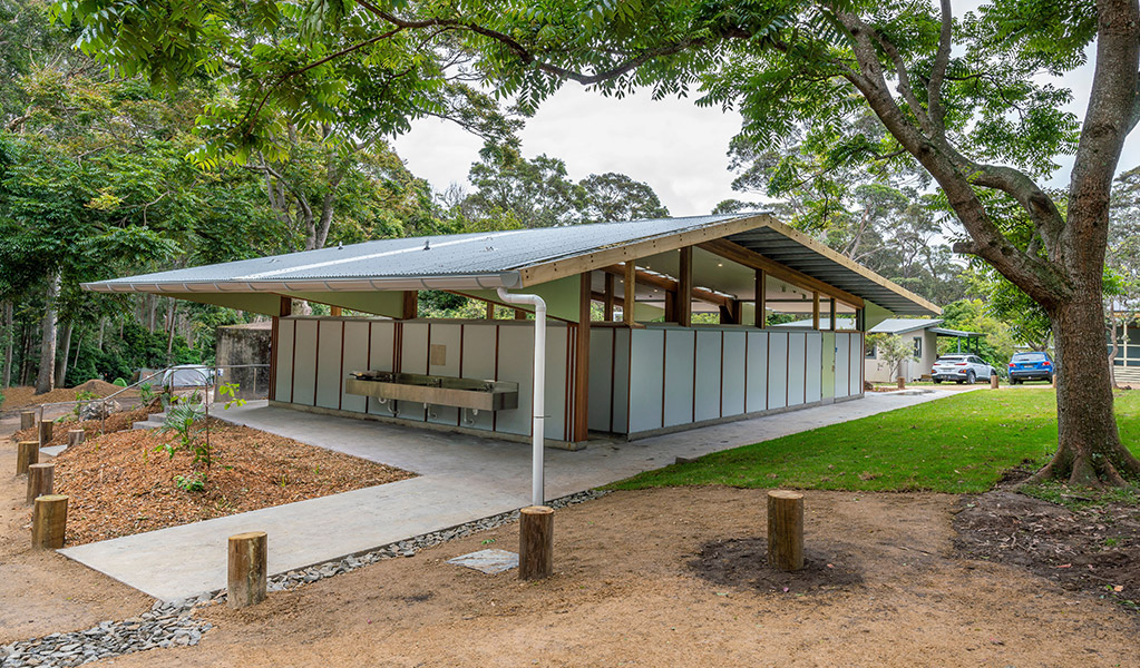 The facilities at Depot Beach campground. Credit: John Spencer &copy; DCCEEW